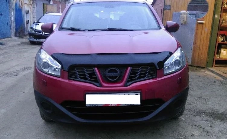 Дефлектор капота темный для Nissan Qashqai+2 I Рестайлинг  SIM NLD.SNIQAS1012