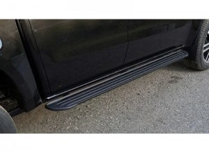 Пороги алюминиевые "Slim Line Black" 1920 мм для JAC T9 I  Черный ТСС JACT924-11B