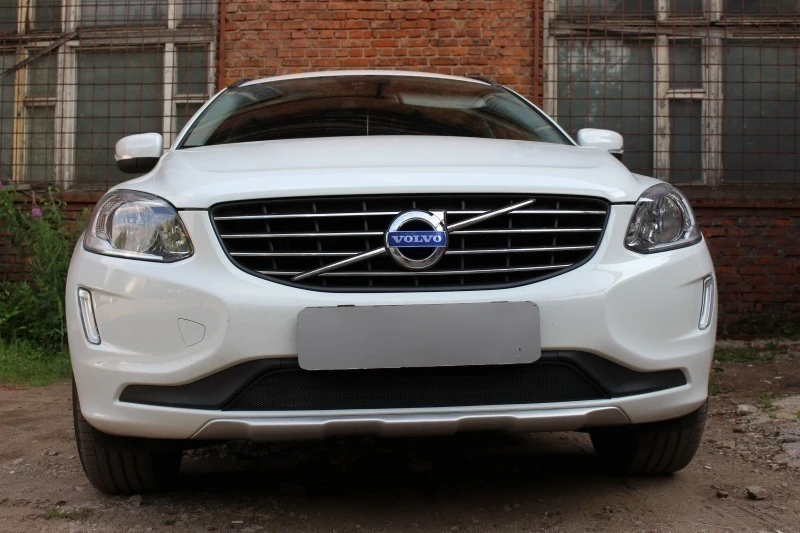Защитная сетка радиатора для Volvo XC60 I Рестайлинг Черный Стрелка 11 VXC60.black