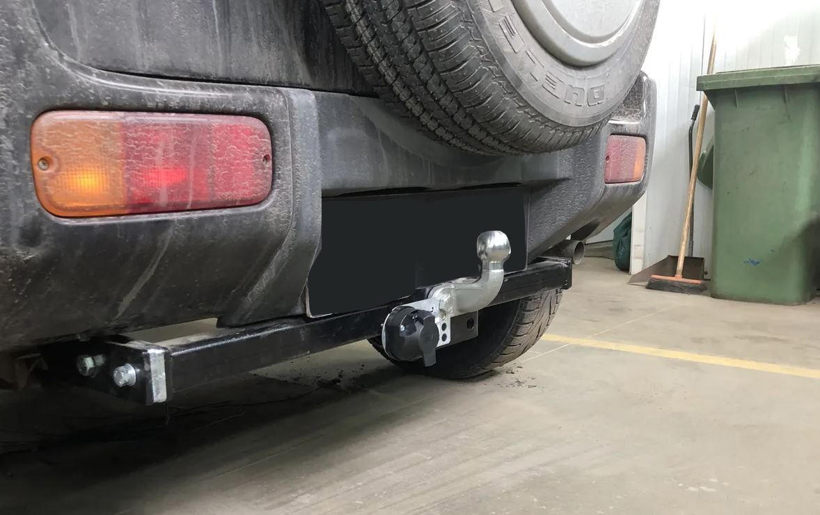 Фаркоп Leader с типом шара F для Suzuki Jimny III Рестайлинг 2