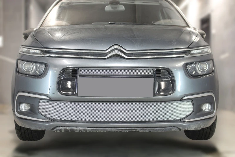 Комплект сеток chrome верх и низ для Citroen Grand C4 Picasso II Рестайлинг Хром Стрелка 11 CC4.GP.chrome.top-CC4.GP.chrome.bot