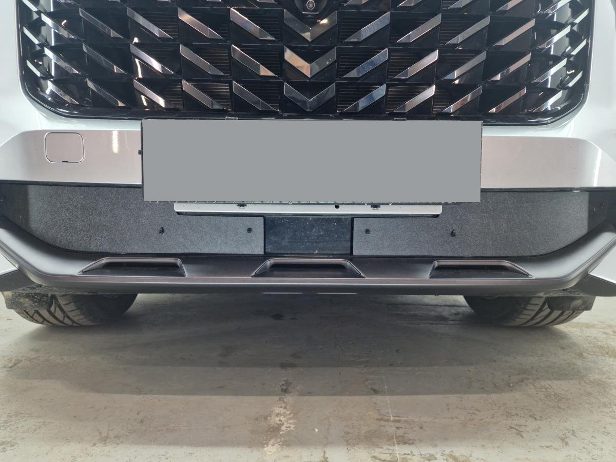 Зимняя заглушка радиатора на стяжке низ для GAC GS8 II