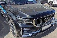 Дефлектор капота темный для Geely Monjaro