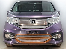Защитная сетка радиатора низ для Honda Stepwgn V