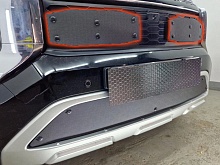 Зимняя заглушка радиатора к съемной сетке верх (2 части) для Mitsubishi Outlander IV