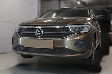 Комплект сеток black верх 4 части Exclusive и низ с парктроником для Volkswagen Polo VI