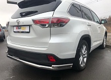 Защита заднего бампера угловая большая двойная d60/42 мм для Toyota Highlander III (U50)