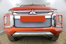Защитная сетка радиатора верх 2 части для Mitsubishi L200 V Рестайлинг