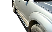 Пороги с накладным листом d60 мм для Nissan Pathfinder III
