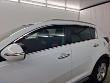 Дефлекторы окон с хром накладками 2D 4 шт для Kia Sportage III