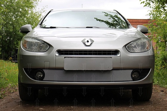 Комплект сеток chrome верх и низ для Renault Fluence I