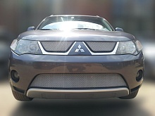Комплект сеток chrome верх и низ для Mitsubishi Outlander II