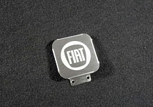 Заглушка на фаркоп с логотипом Fiat для Fiat Fullback I