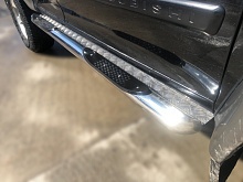 Пороги труба с проступью и алюминиевым уголком d76 мм для Mitsubishi Pajero Sport I Рестайлинг