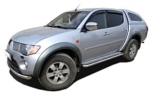 Пороги с накладным листом d60 мм для Mitsubishi L200 IV